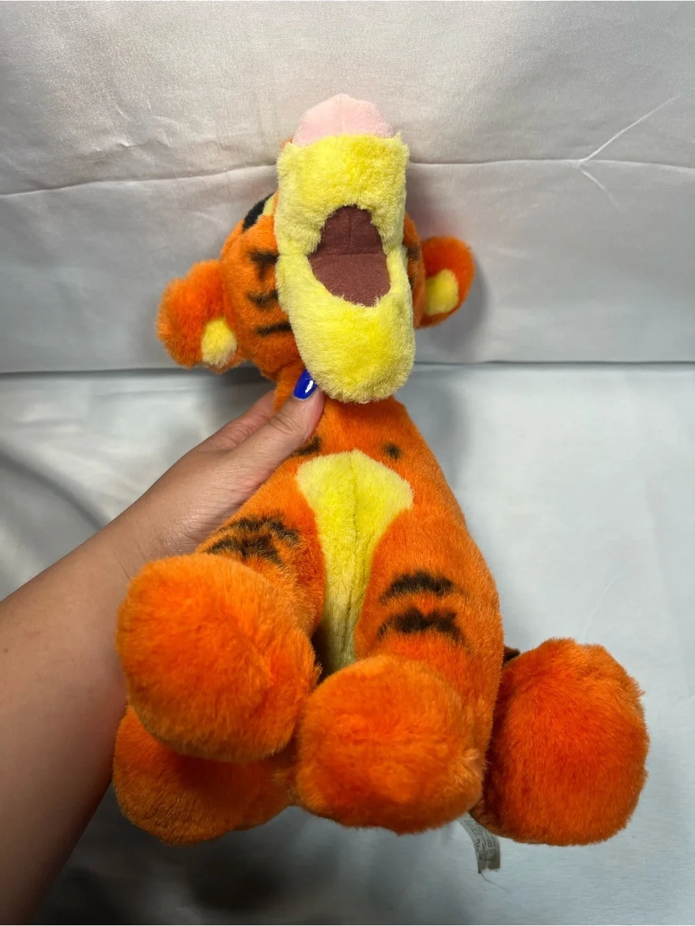 Vintage‎ Walt Disney Tigger 10” Sitting Plush Stuffed Animal Toy Winnie the Pooh